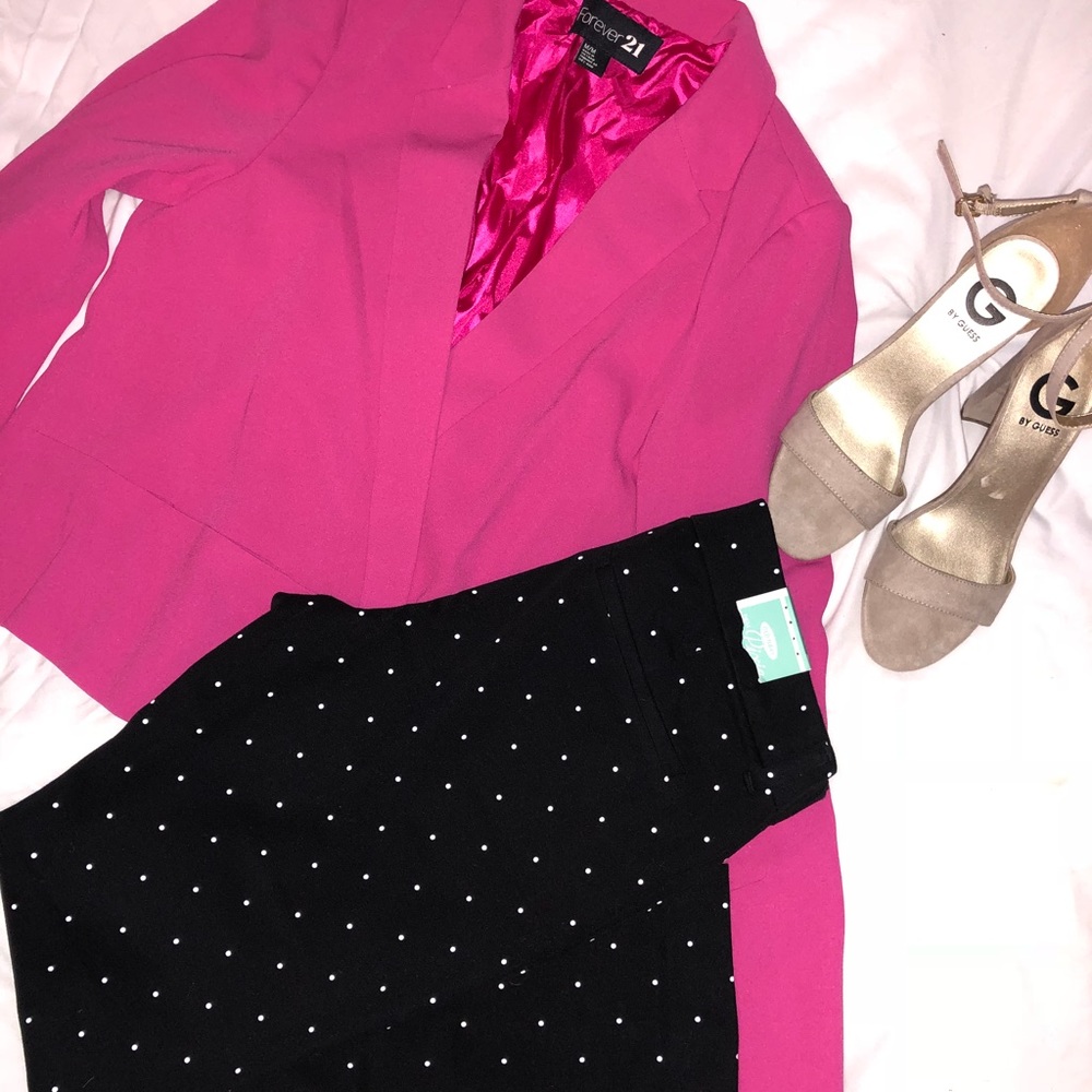Perfect pixie pants! - Picture 4 of 4